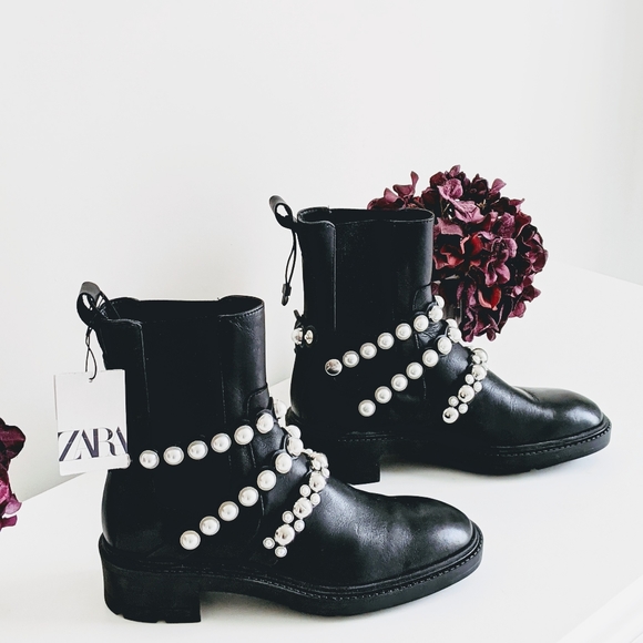 NWT Zara pearl and silver studded moto boots - Picture 11 of 16
